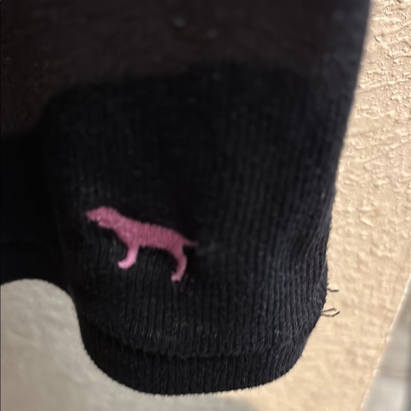 Black Sleeveless Top - Picture 2 of 4